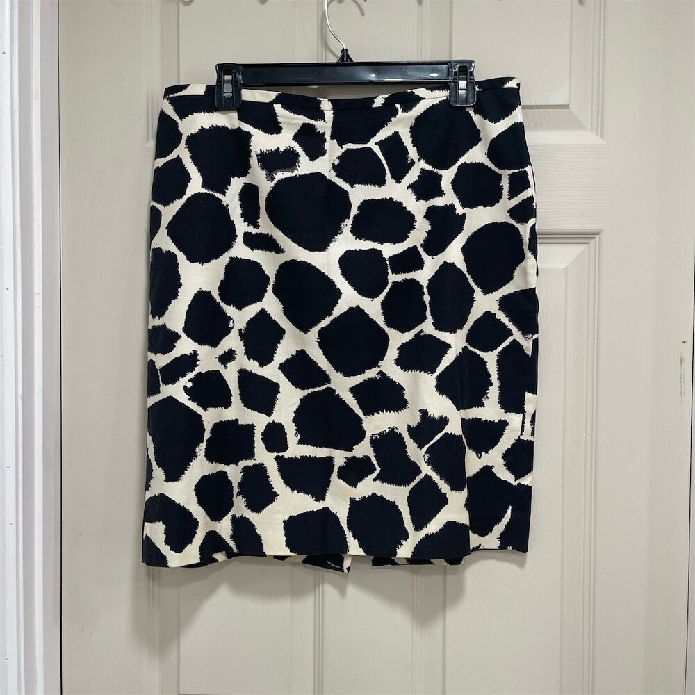 Ann Taylor LOFT Skirt Womens Sz 10 Black Ivory Giraffe Animal Print Knee sku606